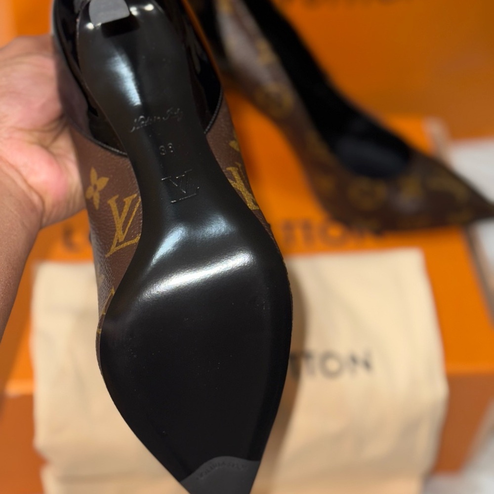 Louis Vuitton Women's Black and Brown Heels - Picture 2 of 2
